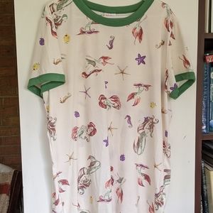 Unicorn!!! NWOT, LuLaRoe Liv tee
